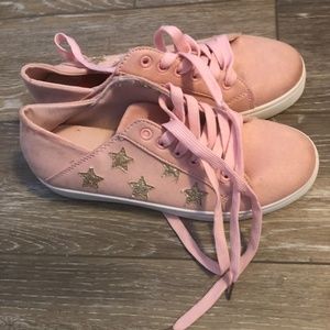 Soko Pink Sneakers with gold glitter stars